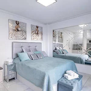 silver-horizon-luxury-apartment.es-andalucia.com/